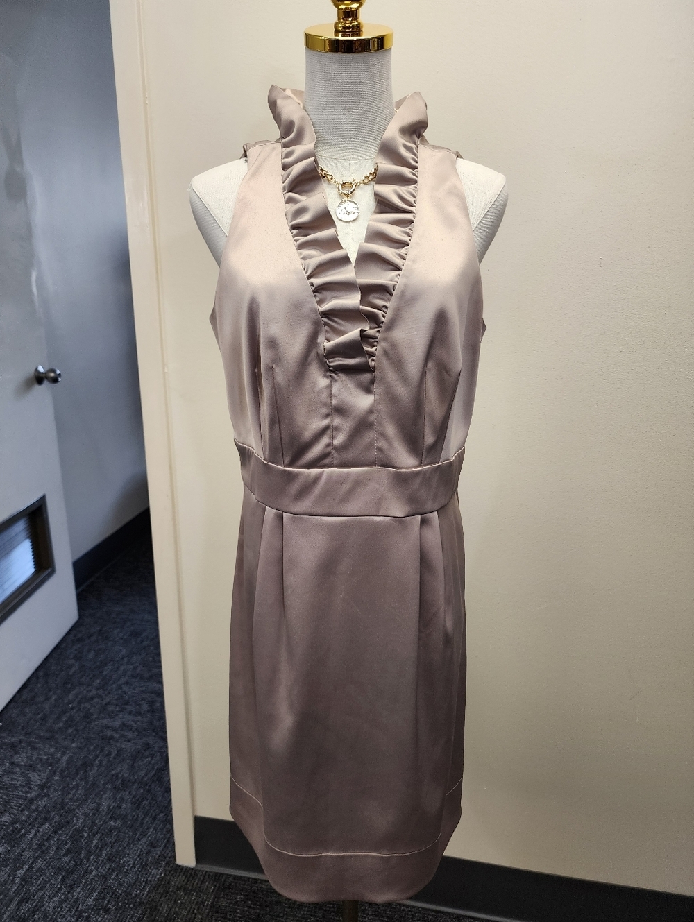 Taylor Taupe Ruffle V Neck Sleeveless Sheath Dress Size 14 Fourteen